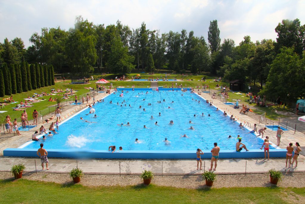 Letní zábava na koupališti v Morkovicích