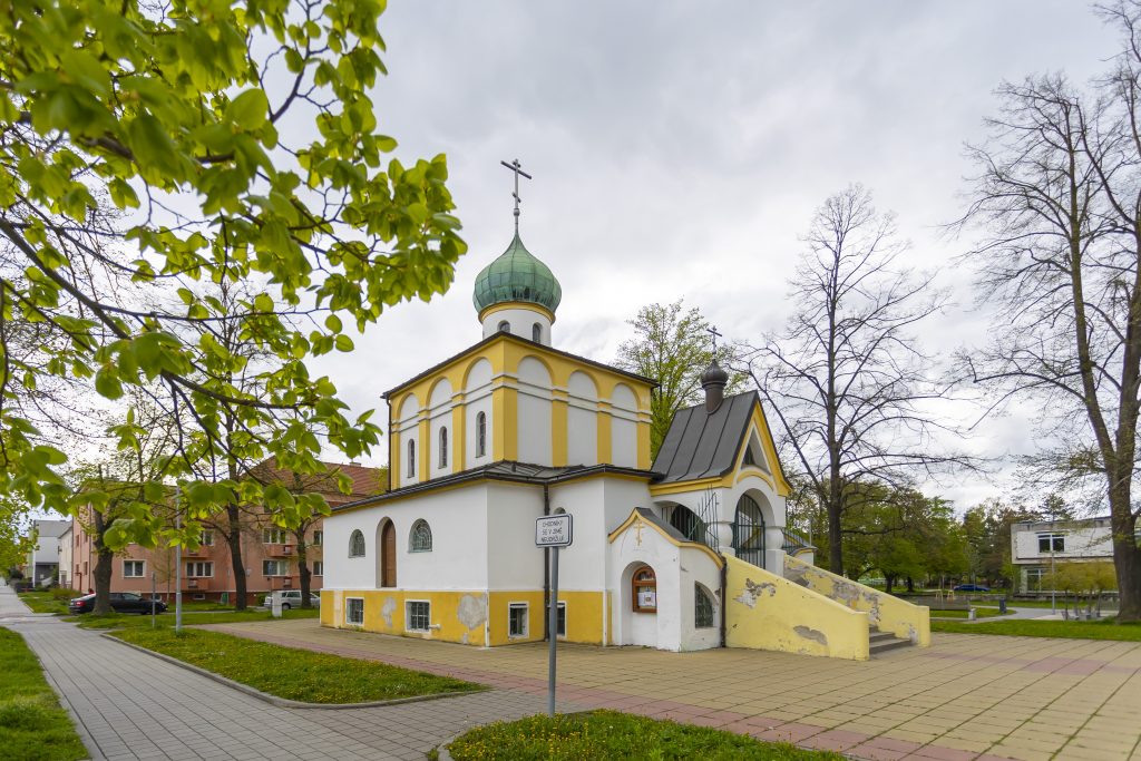 Boční pohled na Pravoslavný kostel svatých Cyrila a Metoděje