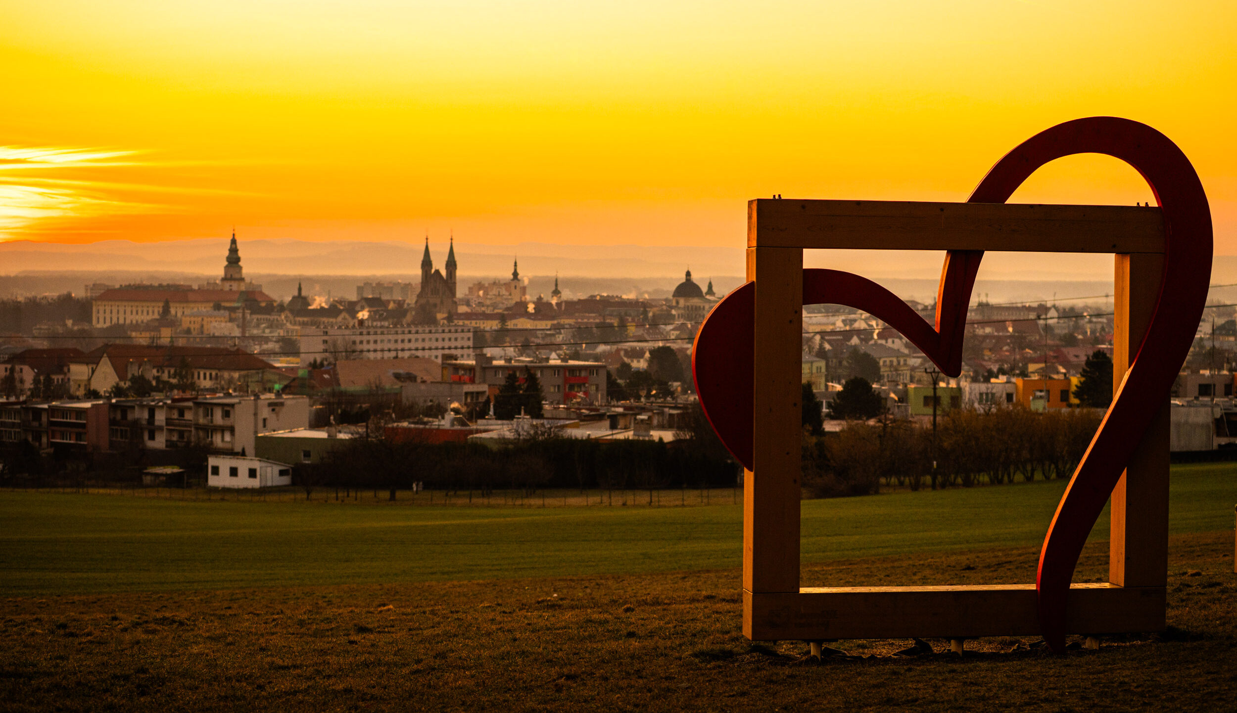 KROMĚŘÍŽ - SRDCI BLÍŽ - 1