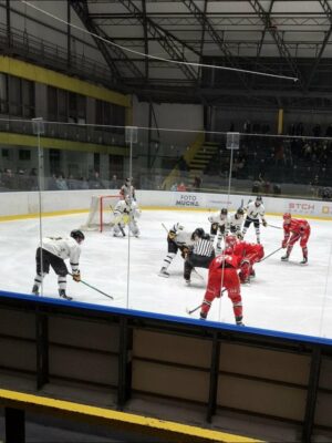 2. hokejová liga / HK Kroměříž – SKLH Žďár nad Sázavou - 1
