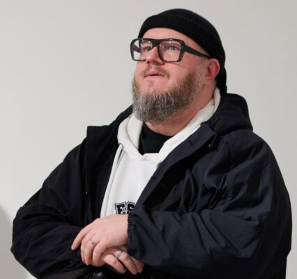 Vladimír Houdek: Za orientačním bodem - 1