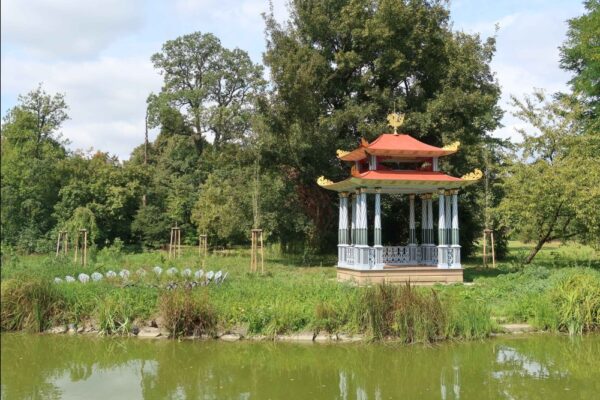 Podzámecká zahrada roste do krásy - 1