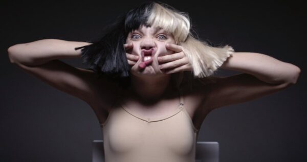 Sia: Nostalgic for the Present (USA 2026) - 1